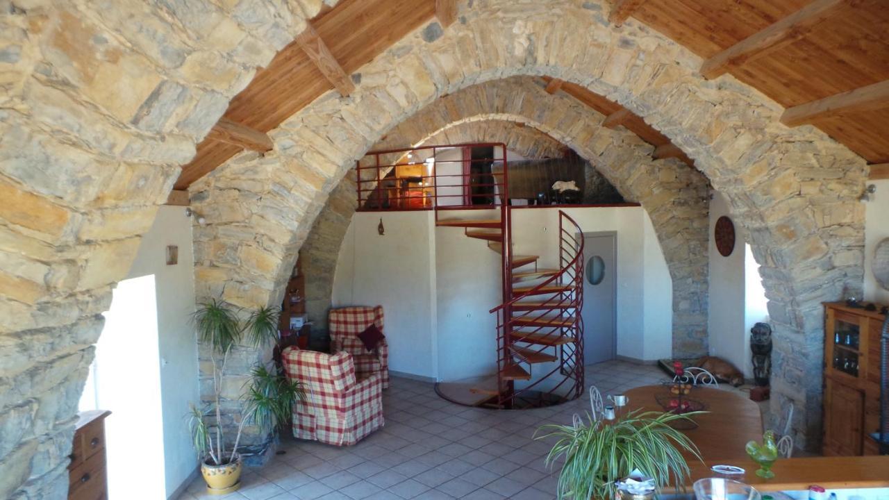 Chambre D'Hotes Les Louves Saint-Paul-des-Fonts Eksteriør bilde