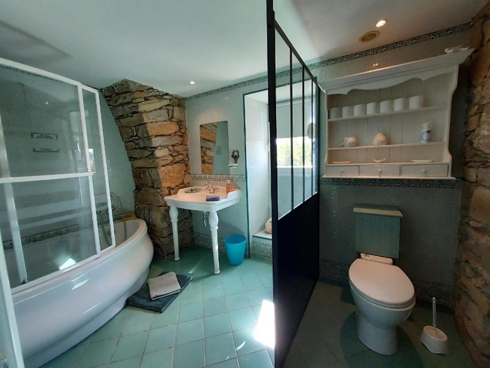 Chambre D'Hotes Les Louves Saint-Paul-des-Fonts Eksteriør bilde